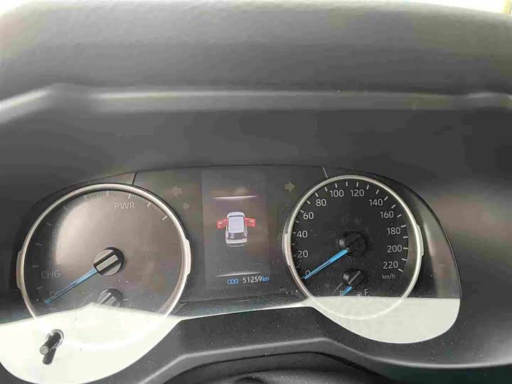 Фото 9 - Toyota Wildlander