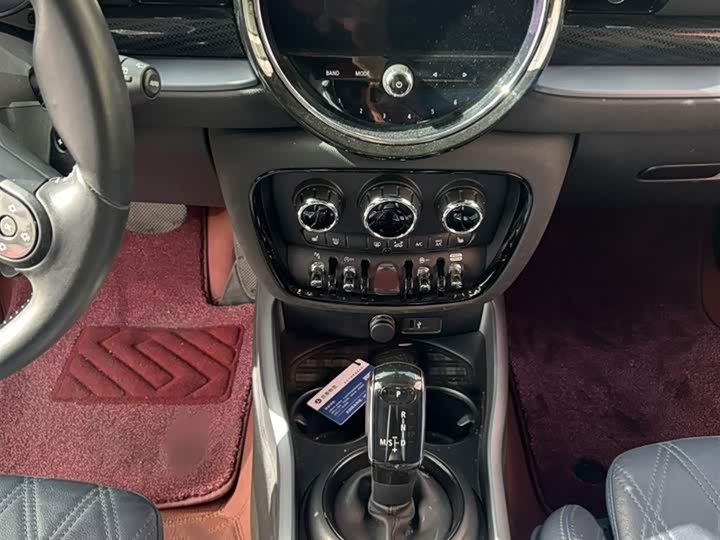 Фото 12 - Mini Clubman