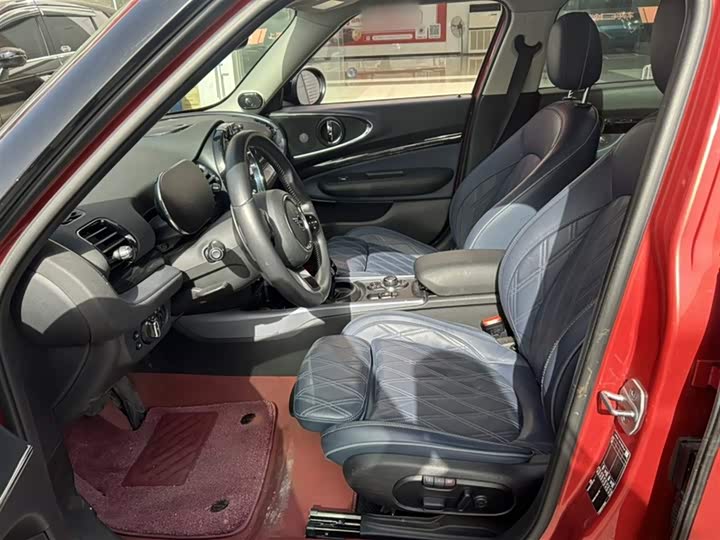 Фото 13 - Mini Clubman