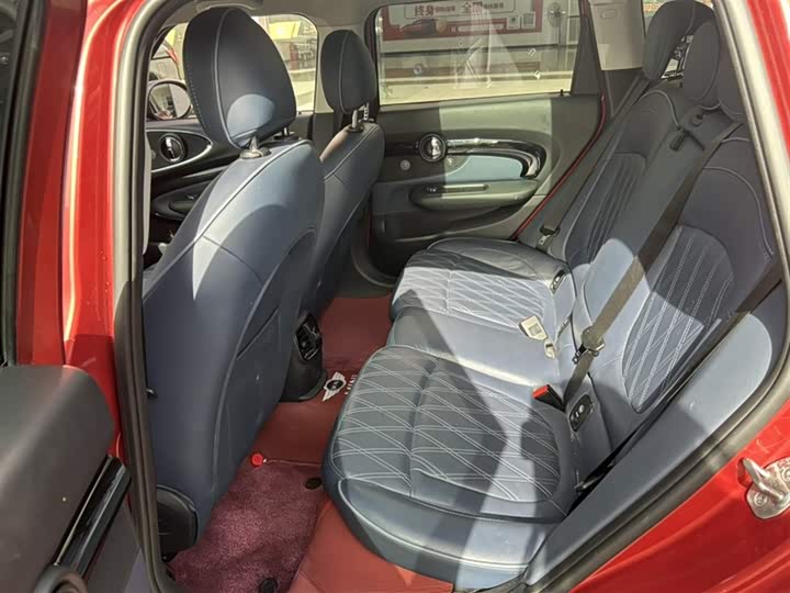 Фото 14 - Mini Clubman