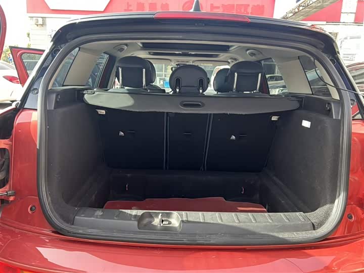 Фото 17 - Mini Clubman