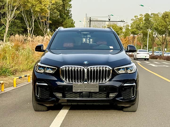 Фото 2 - BMW X5