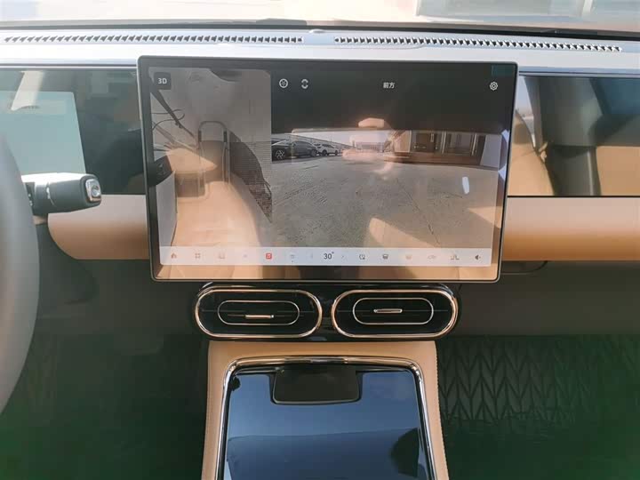 Фото 13 - Leapmotor C01