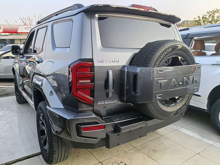 Фото 12 - Tank 400 Hybrid