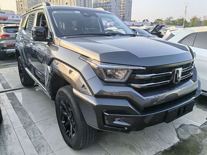 Фото 3 - Tank 400 Hybrid