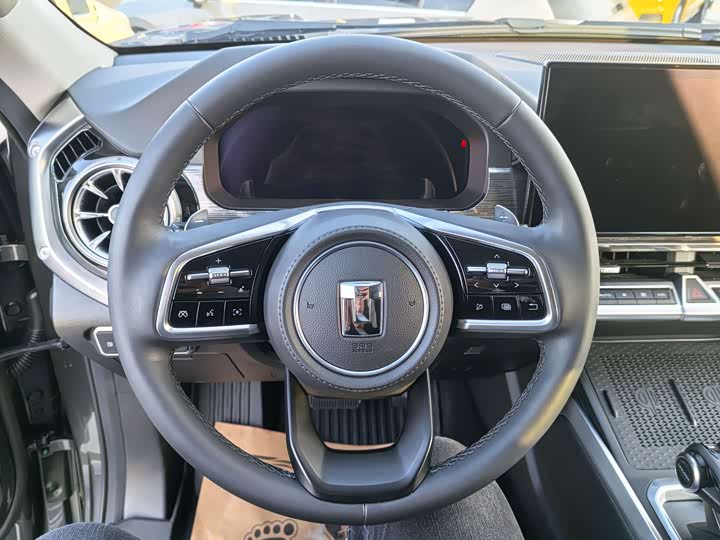 Фото 7 - Tank 400 Hybrid