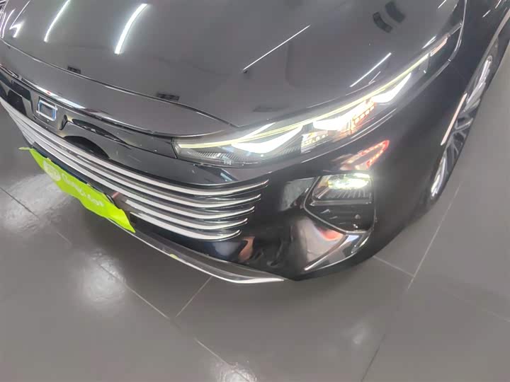 Фото 24 - Bestune B70