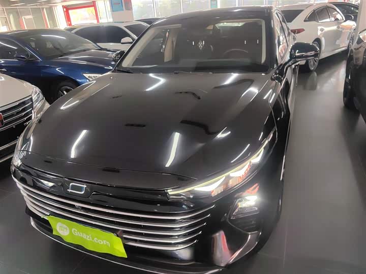 Фото 3 - Bestune B70