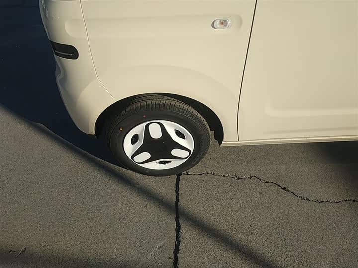 Фото 23 - Geely Galaxy Panda Mini