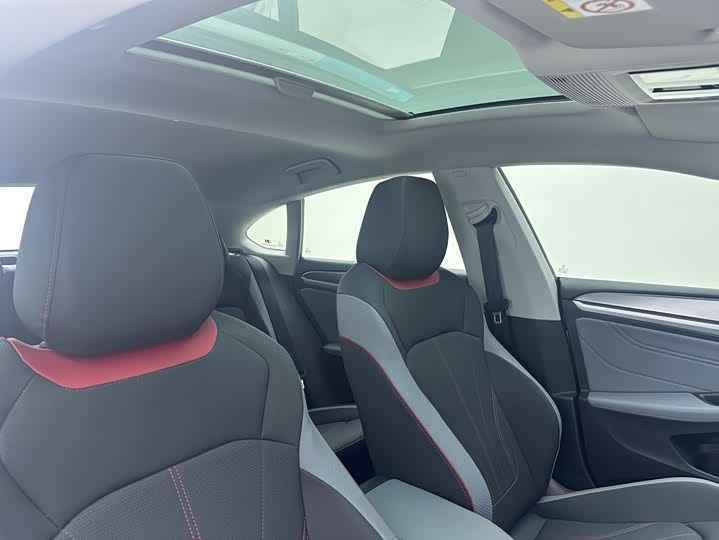 Фото 13 - Volkswagen Lamando L