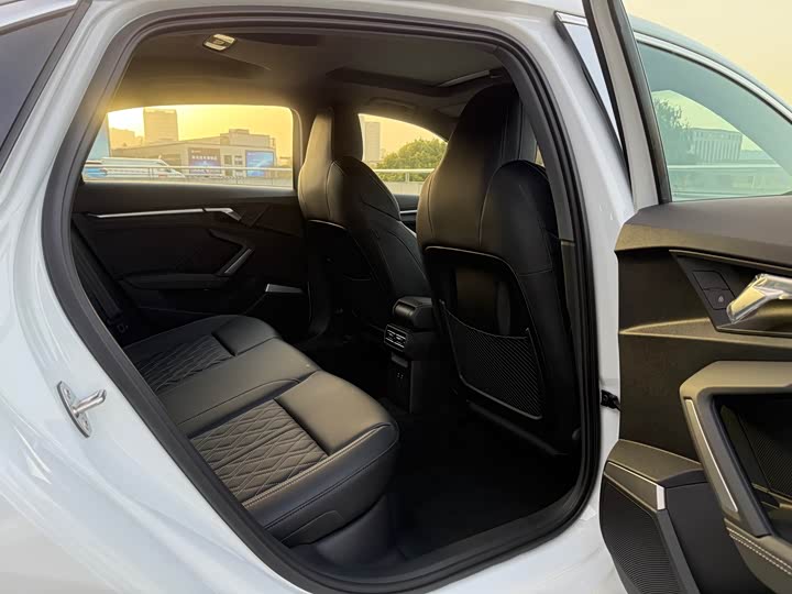 Фото 14 - Audi A3