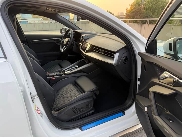 Фото 9 - Audi A3