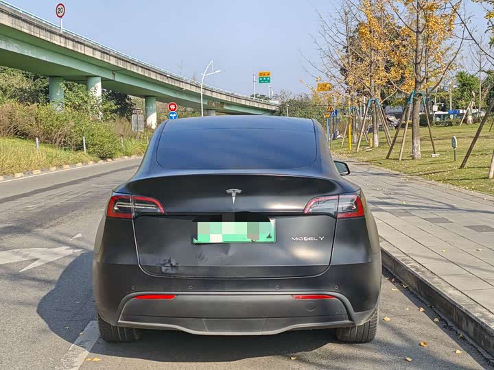 Фото 5 - Tesla Model Y