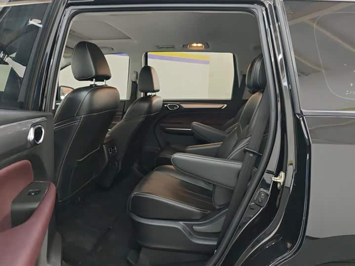 Фото 11 - GAC Trumpchi M6