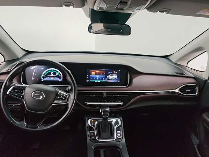 Фото 12 - GAC Trumpchi M6