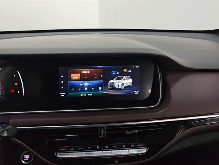 Фото 13 - GAC Trumpchi M6