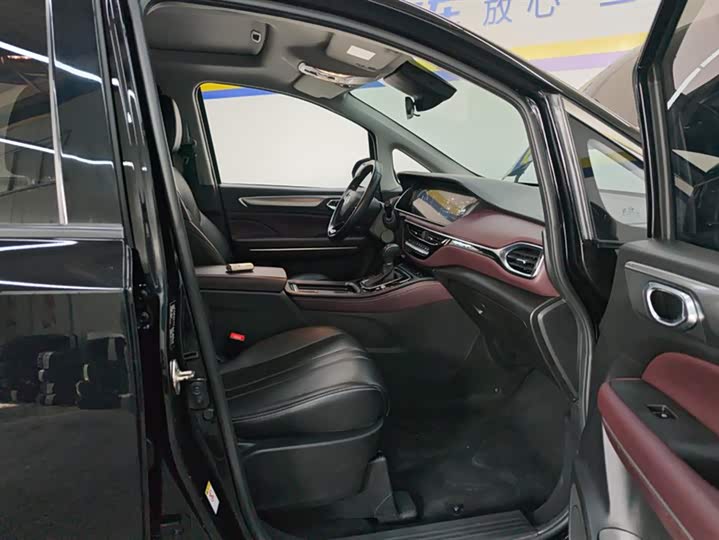 Фото 8 - GAC Trumpchi M6