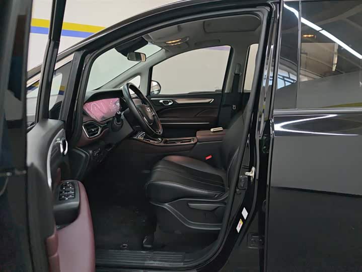 Фото 9 - GAC Trumpchi M6