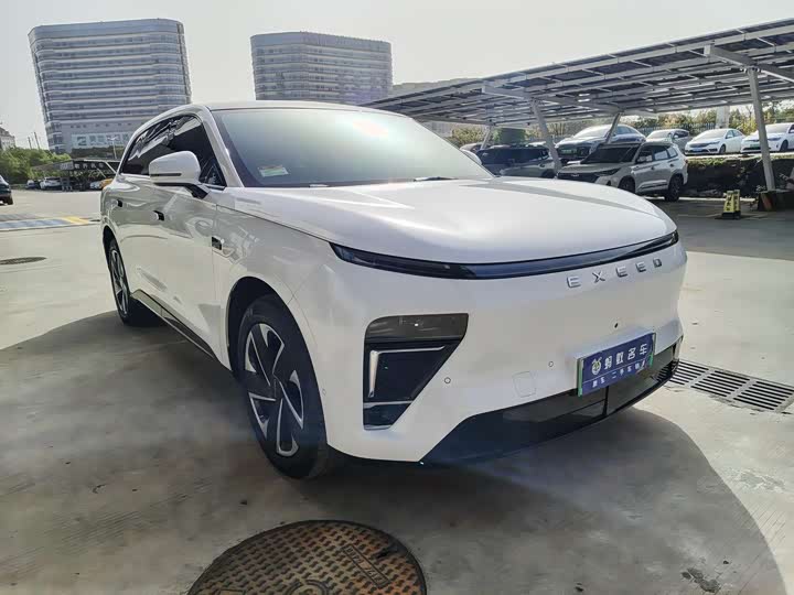 Фото 3 - Exeed Sterra ET