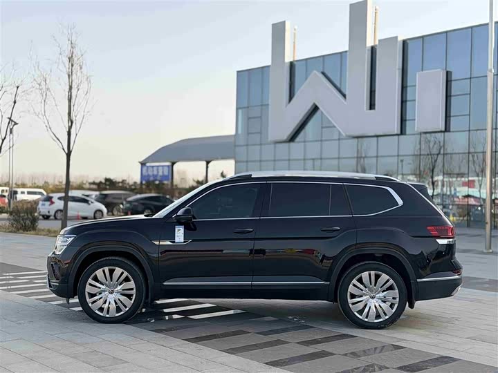 Фото 25 - Volkswagen Teramont Pro