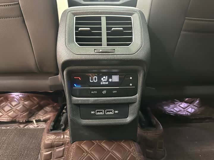 Фото 12 - Volkswagen Tayron