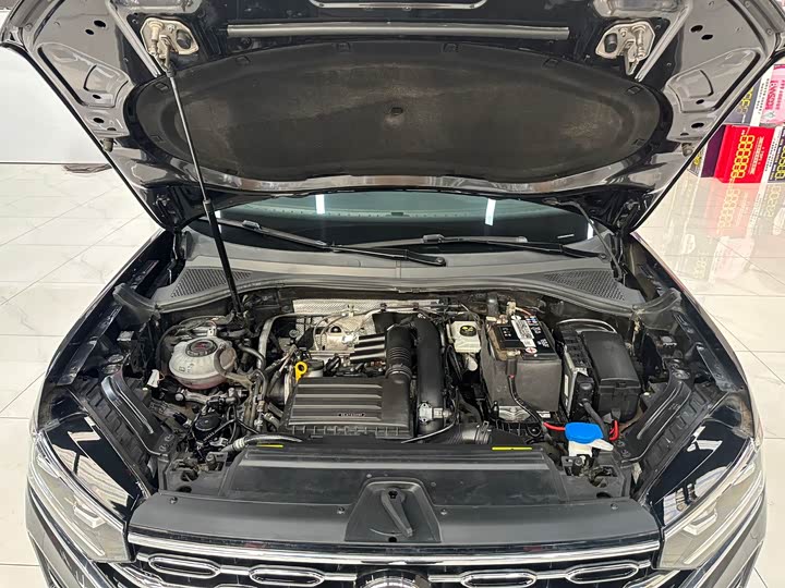 Фото 18 - Volkswagen Tayron