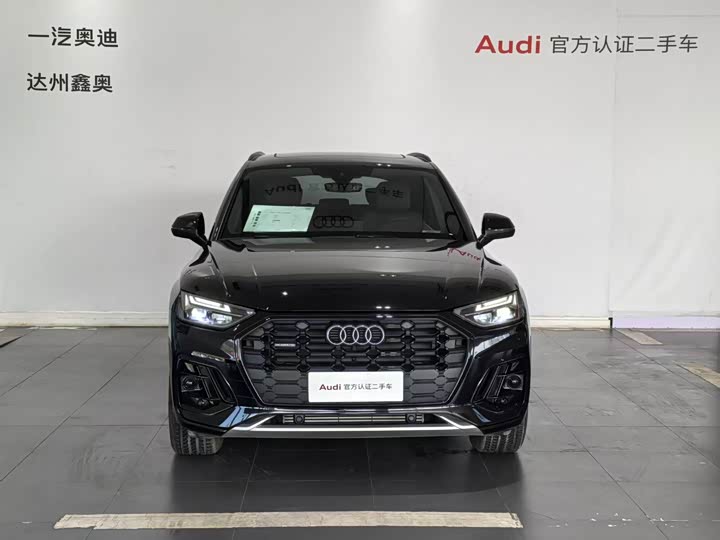Фото 2 - Audi Q5L