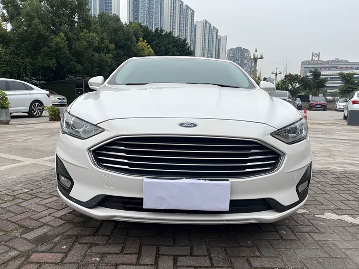 Фото 2 - Ford Mondeo