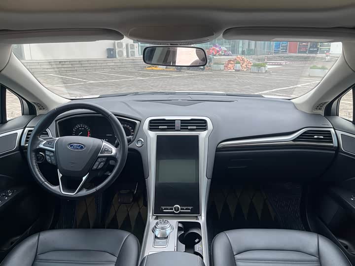 Фото 5 - Ford Mondeo