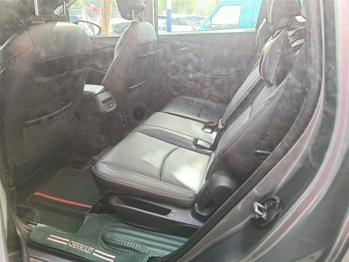 Фото 17 - Chevrolet Orlando