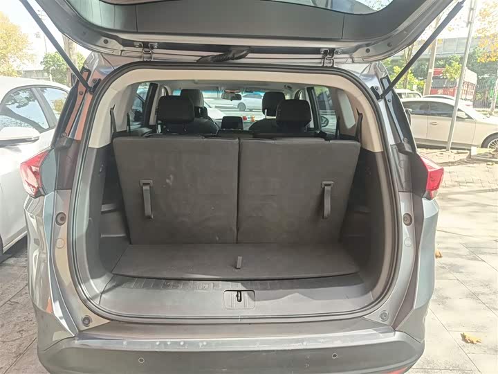 Фото 19 - Chevrolet Orlando