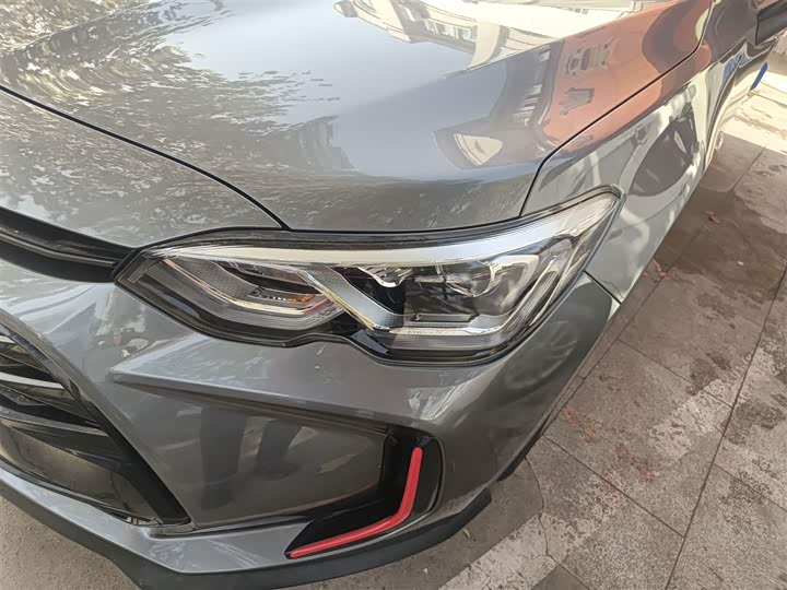 Фото 24 - Chevrolet Orlando