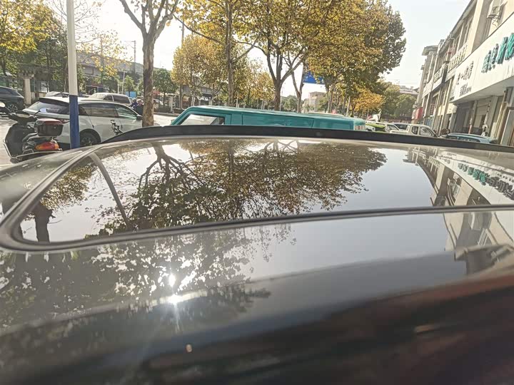 Фото 27 - Chevrolet Orlando