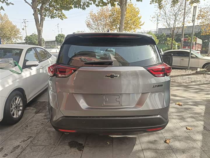 Фото 6 - Chevrolet Orlando