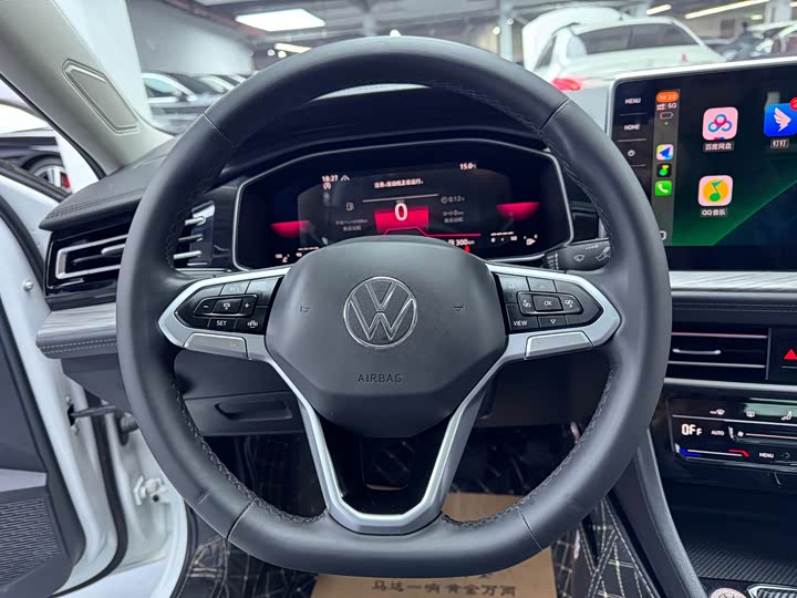 Фото 7 - Volkswagen Sagitar L