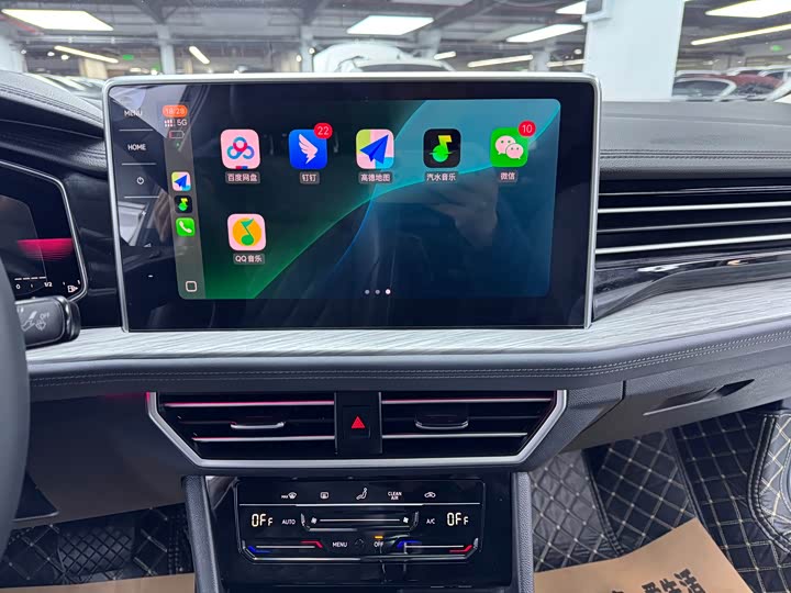 Фото 8 - Volkswagen Sagitar L