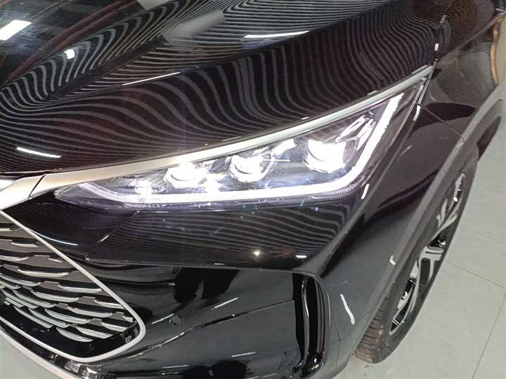 Фото 24 - BYD Tang Hybrid/EV