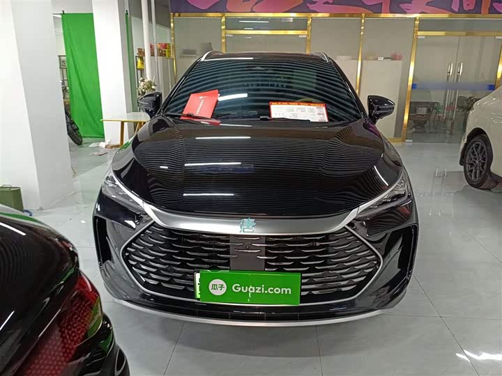 Фото 3 - BYD Tang Hybrid/EV