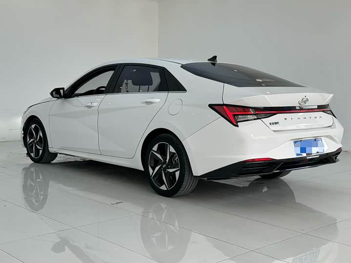 Фото 6 - Hyundai Elantra N line