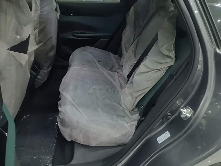 Фото 17 - Changan UNI-V Hybrid