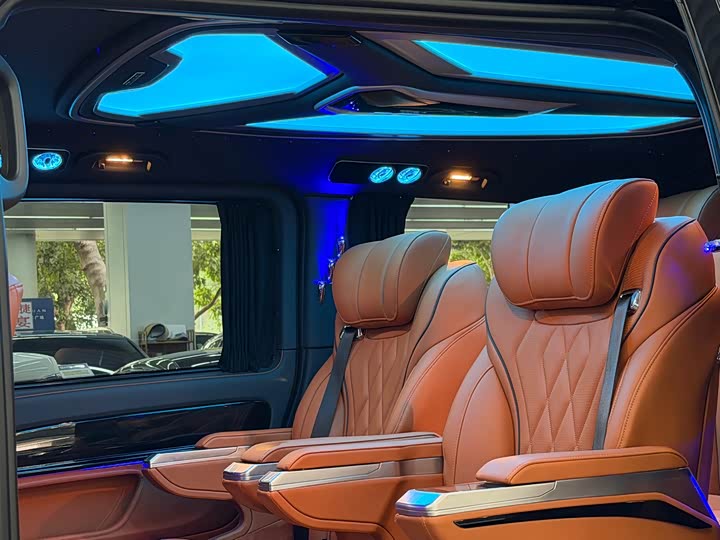 Фото 14 - Mercedes-Benz Vito