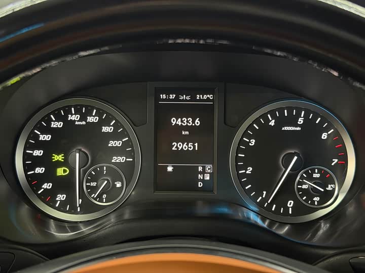 Фото 4 - Mercedes-Benz Vito