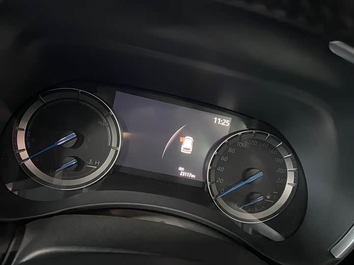 Фото 13 - Toyota Highlander