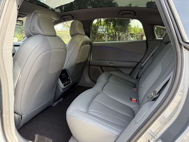 Фото 10 - XPeng F57