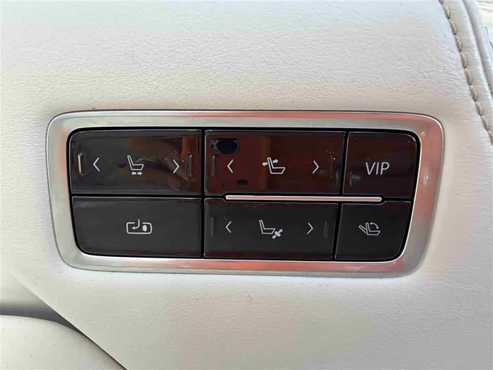 Фото 19 - Buick GL8 Century