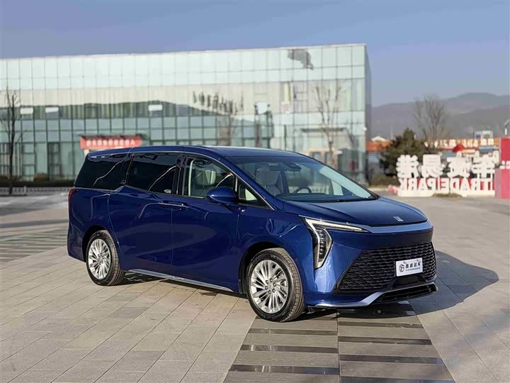 Фото 3 - Buick GL8 Century