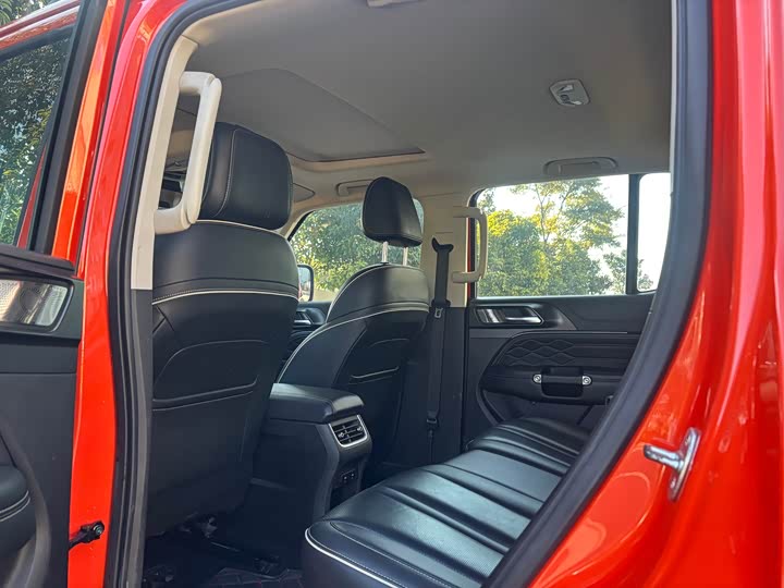 Фото 10 - Tank 300