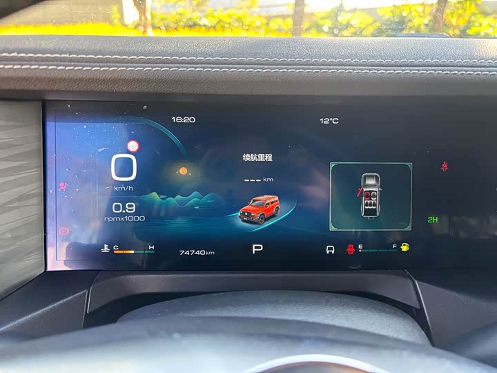 Фото 13 - Tank 300