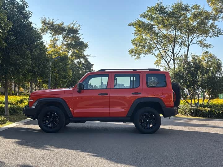 Фото 8 - Tank 300