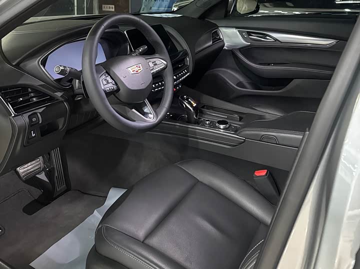 Фото 3 - Cadillac CT5